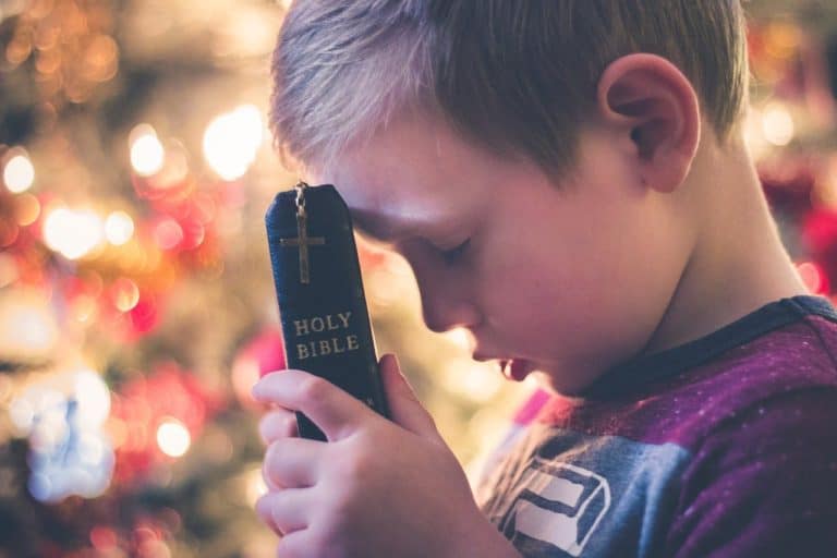 Teaching your child to pray
